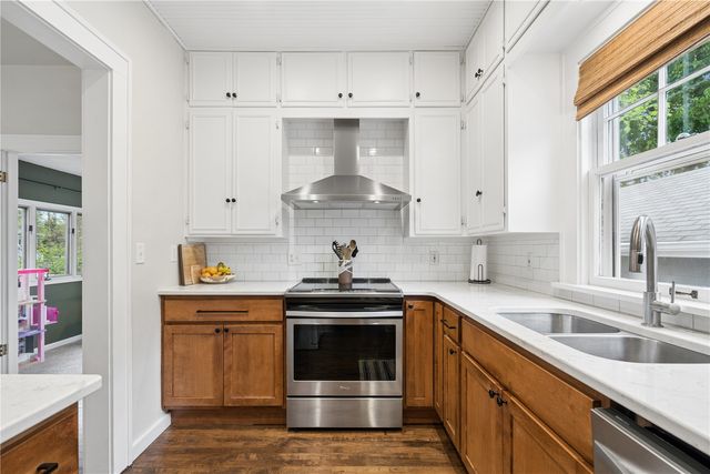 2226 5th Avenue SE, Cedar Rapids, IA 52403