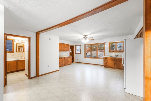 44 Charles City Road, Nashua, IA 50658