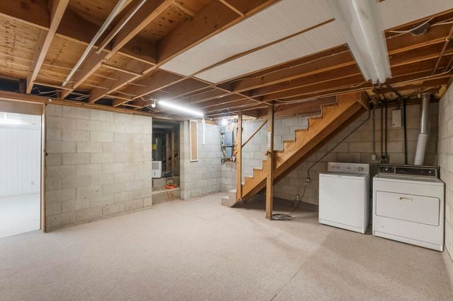 44 Charles City Road, Nashua, IA 50658