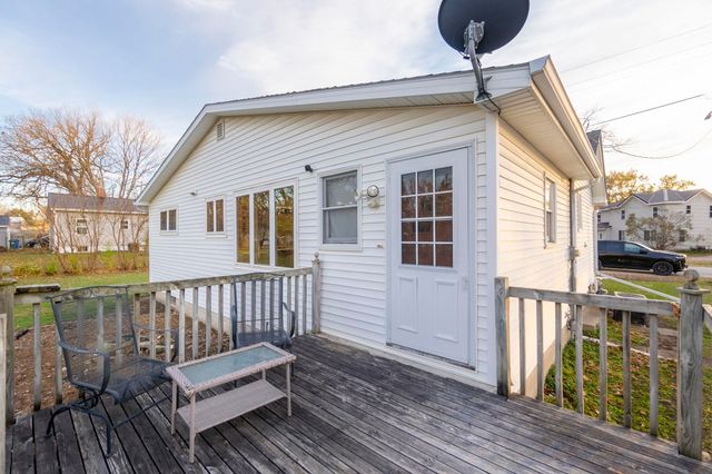 44 Charles City Road, Nashua, IA 50658