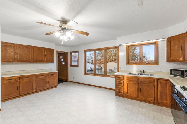 44 Charles City Road, Nashua, IA 50658