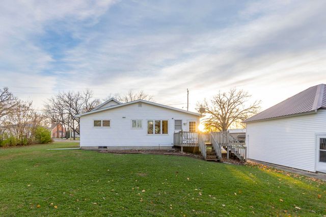 44 Charles City Road, Nashua, IA 50658