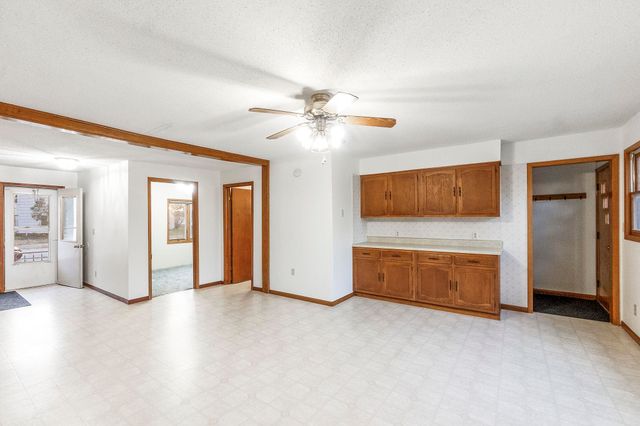 44 Charles City Road, Nashua, IA 50658