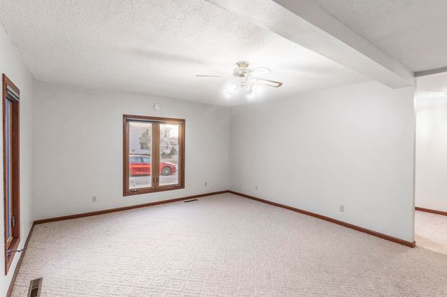 44 Charles City Road, Nashua, IA 50658