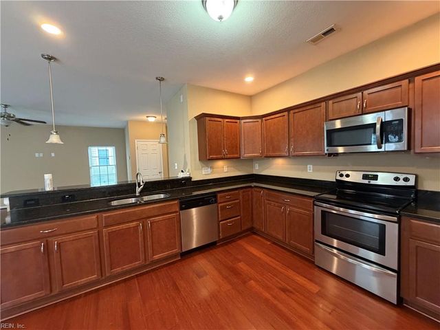 2960 Verdun AVE, Norfolk, VA 23509