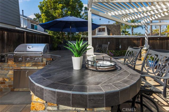 22761 Islamare Lane, Lake Forest, CA 92630