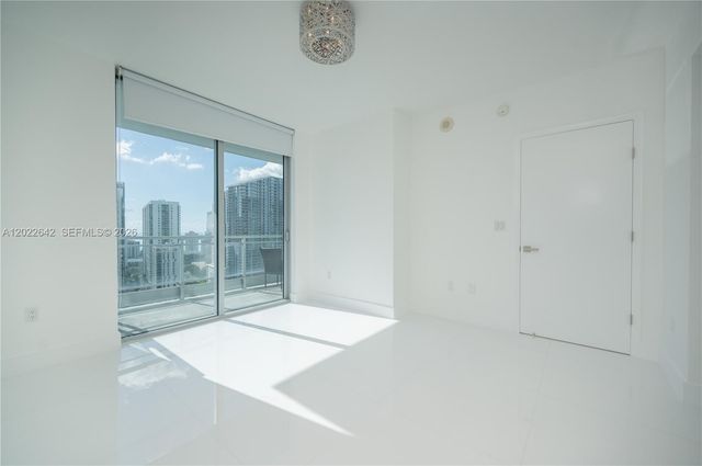 92 SW 3rd St 3411, Miami, FL 33130