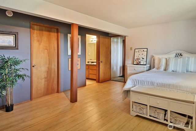 4942 Harbor Hills Drive, Freeland, WA 98249