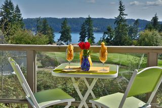 4942 Harbor Hills Drive, Freeland, WA 98249