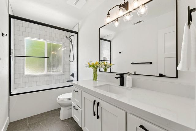 315 Evelyn Ave, Roseville, CA 95678