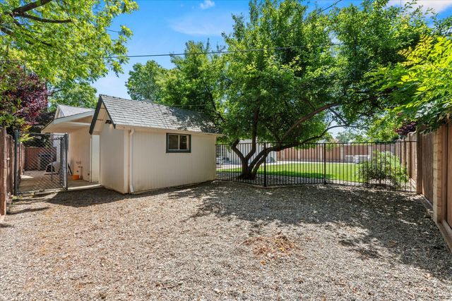 315 Evelyn Ave, Roseville, CA 95678