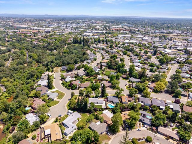 315 Evelyn Ave, Roseville, CA 95678