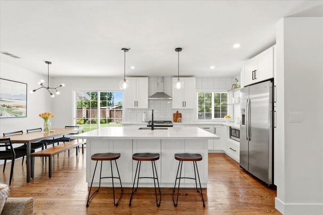 315 Evelyn Ave, Roseville, CA 95678