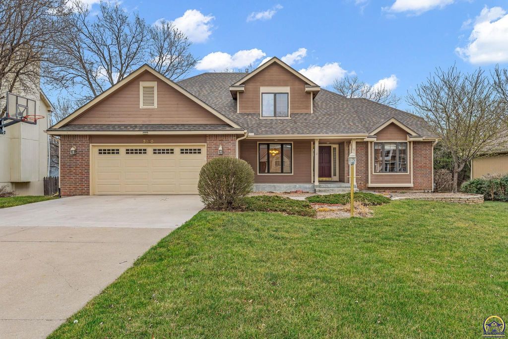 3210 SW Mowbray RD, Topeka, KS 66614