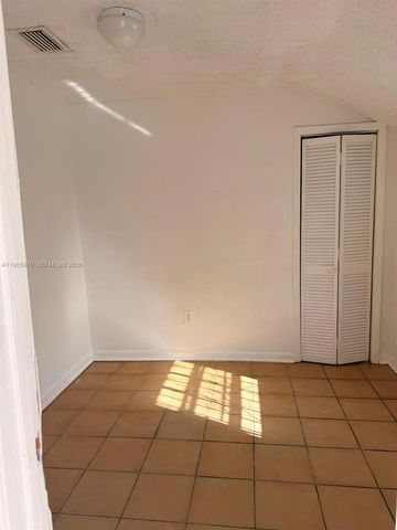 409 NW 33rd St 1, Miami, FL 33127