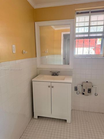 409 NW 33rd St 1, Miami, FL 33127