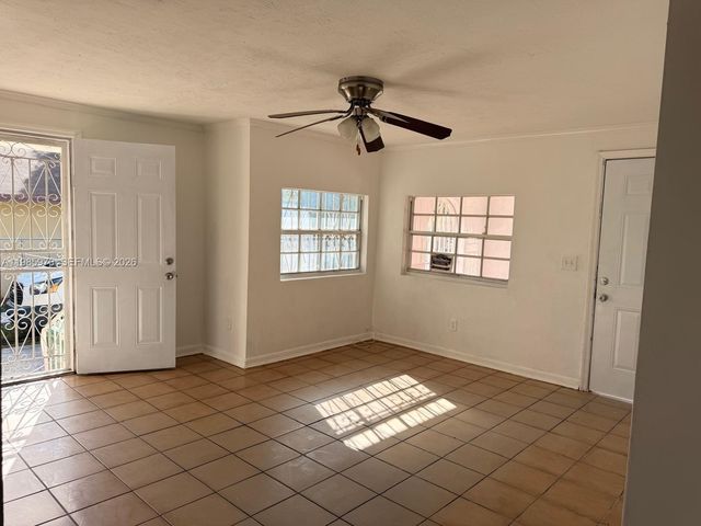 409 NW 33rd St 1, Miami, FL 33127