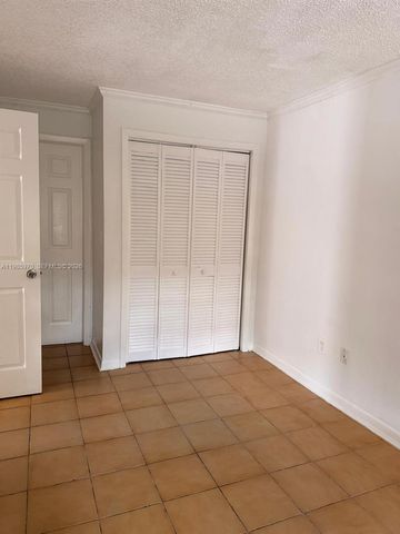 409 NW 33rd St 1, Miami, FL 33127