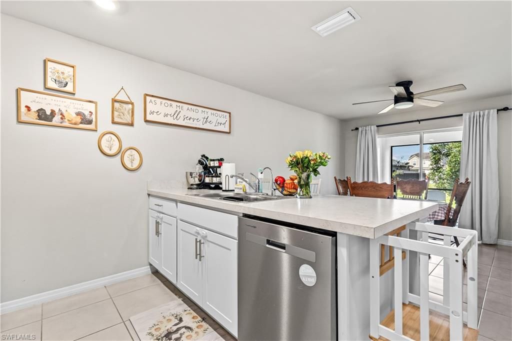 Image 6 of property listing at 3730 NE 16th AVE, Cape Coral, FL 33909