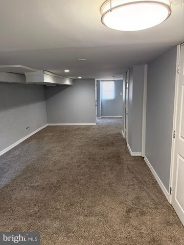 5922 BUSTLETON AVE, Philadelphia, PA 19149