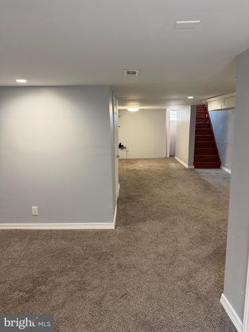 5922 BUSTLETON AVE, Philadelphia, PA 19149