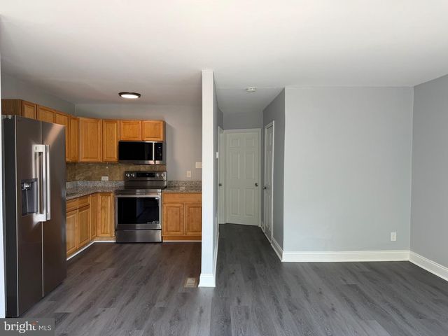 5922 BUSTLETON AVE, Philadelphia, PA 19149