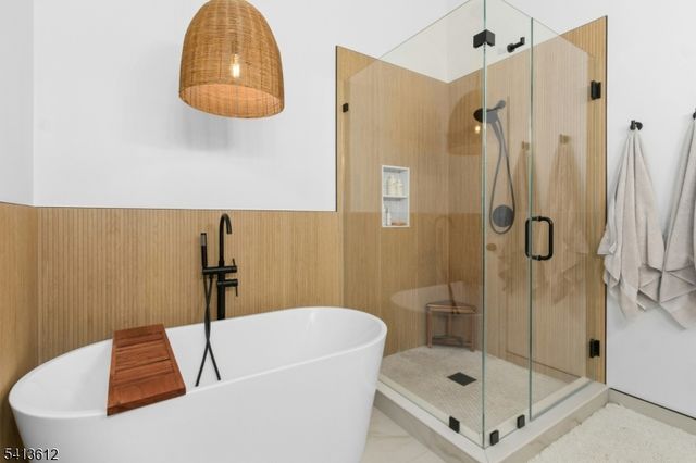 5 WINTERS COURT, Clark Twp., NJ 07066