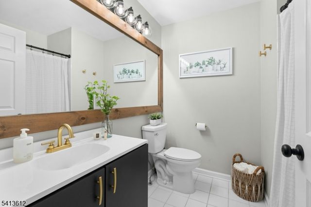 5 WINTERS COURT, Clark Twp., NJ 07066