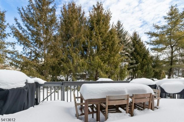 5 WINTERS COURT, Clark Twp., NJ 07066