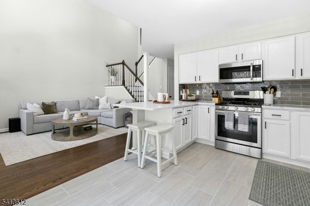 5 WINTERS COURT, Clark Twp., NJ 07066