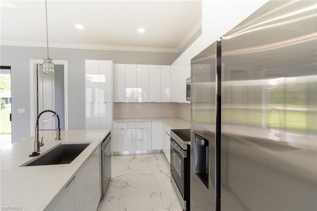 3416 5th ST SW, Lehigh Acres, FL 33976