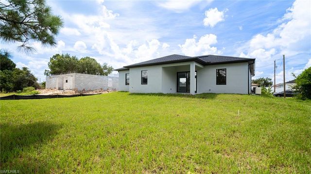 3416 5th ST SW, Lehigh Acres, FL 33976