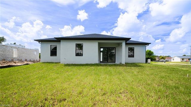 3416 5th ST SW, Lehigh Acres, FL 33976