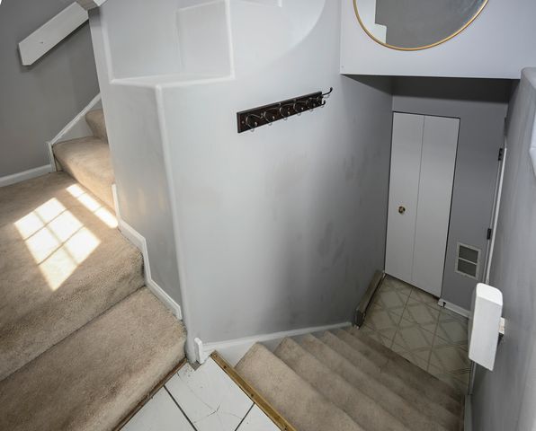 2208 Lake Ridge Drive 2208, Glendale Heights, IL 60139