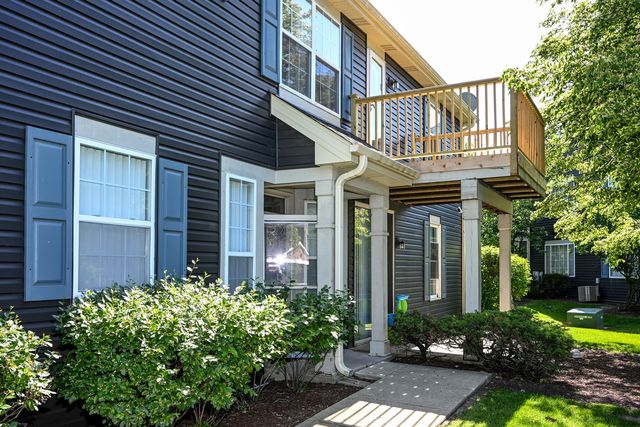 2208 Lake Ridge Drive 2208, Glendale Heights, IL 60139