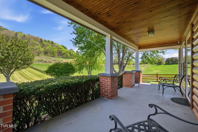 1458 Dry Hill Road, Butler, TN 37640