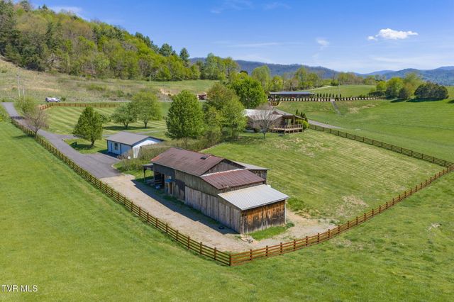 1458 Dry Hill Road, Butler, TN 37640
