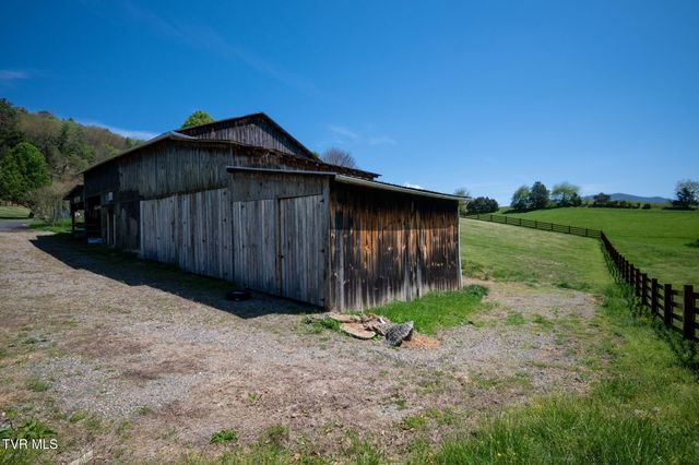 1458 Dry Hill Road, Butler, TN 37640