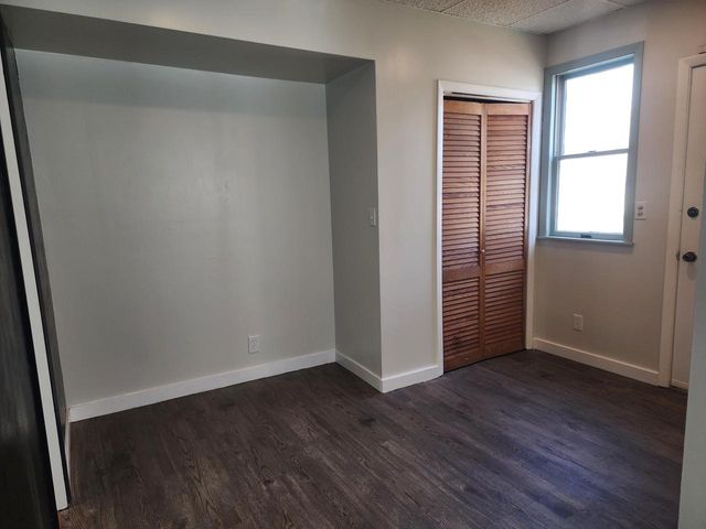 2011 Geneva STREET, Racine, WI 53402