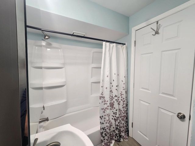 2011 Geneva STREET, Racine, WI 53402