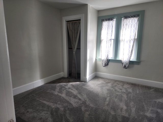 2011 Geneva STREET, Racine, WI 53402