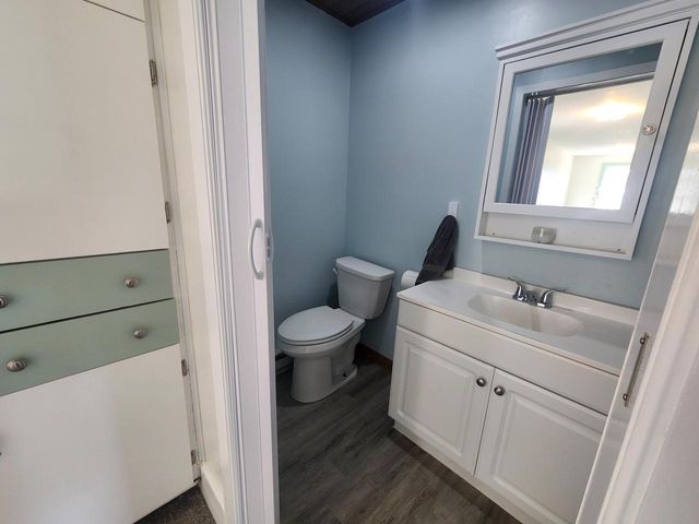 2011 Geneva STREET, Racine, WI 53402