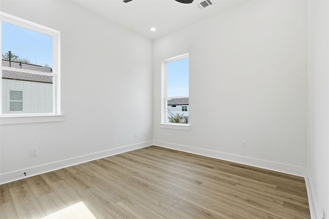 8914 Sunshine Laverne Lane, Houston, TX 77080