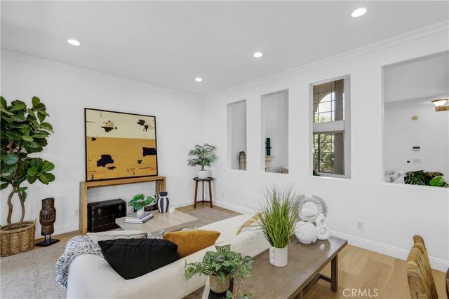 19784 Yosemite Circle, Porter Ranch, CA 91326