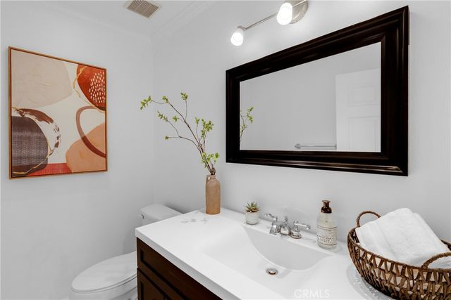 19784 Yosemite Circle, Porter Ranch, CA 91326