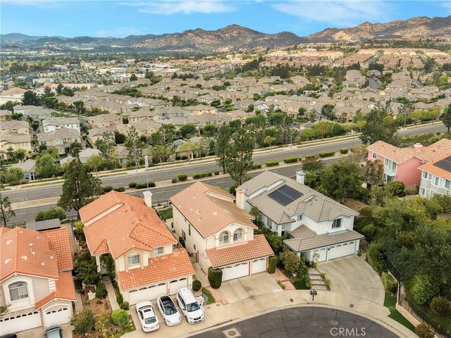 19784 Yosemite Circle, Porter Ranch, CA 91326