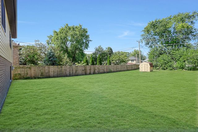 11152 S Lawler Avenue, Alsip, IL 60803