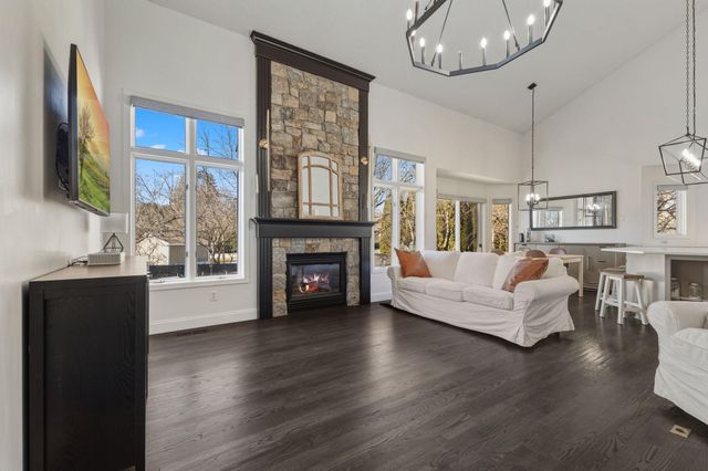 8674 Jody Circle S, Cottage Grove, MN 55016