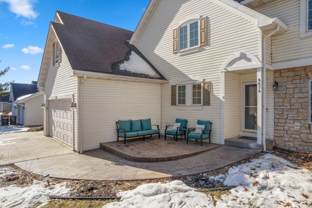 8674 Jody Circle S, Cottage Grove, MN 55016