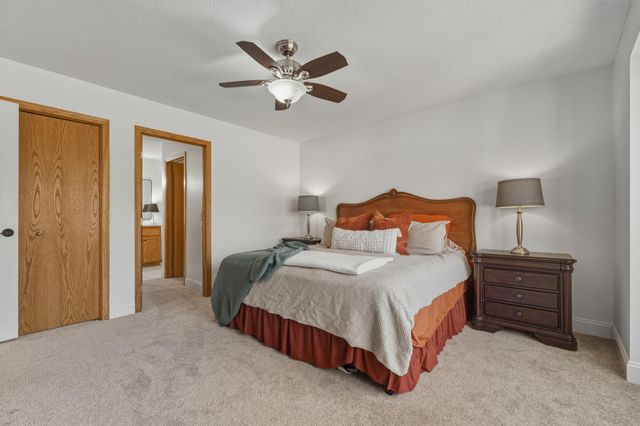 8674 Jody Circle S, Cottage Grove, MN 55016